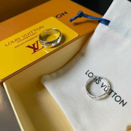 Picture of LV Ring _SKULVring11194912916